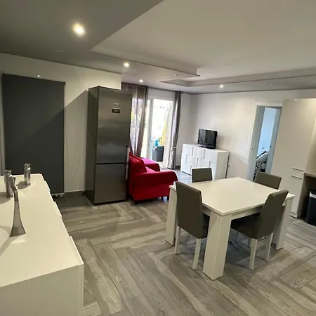 Moncayo Apartament Cho